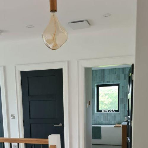 Hallway with Beam PIV ceiling diffuser installed