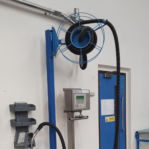 Self-Retractable Vacuum Hose Reels